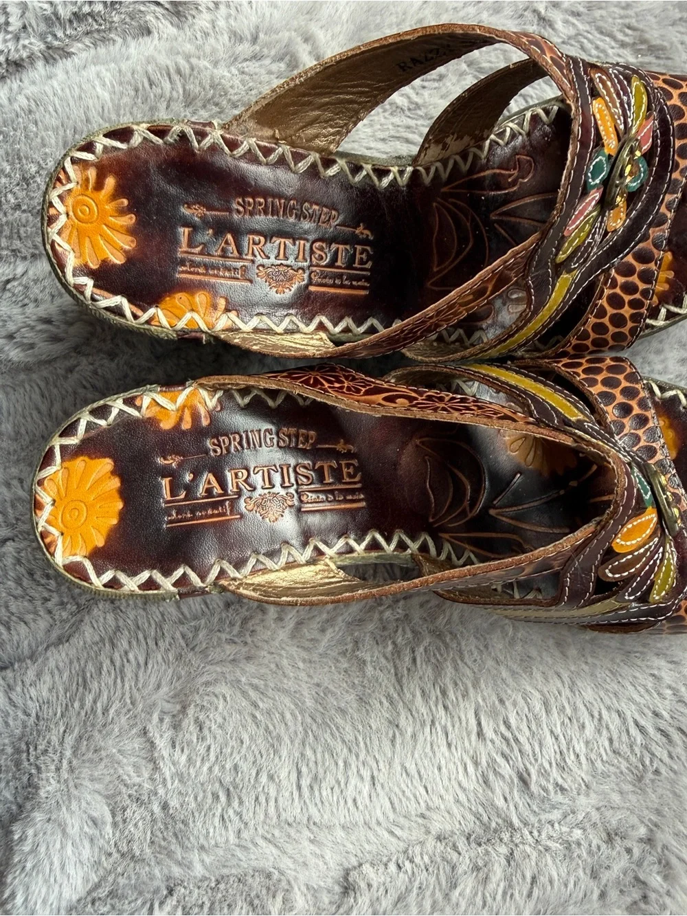 Spring Step L’Artiste Leather Floral Wedge Sandals size 35 “Razzy”